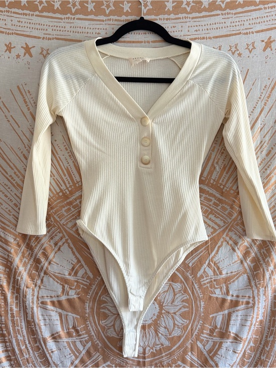 Sezane Tops - Sezane Cream Ribbed Button-Front Long-Sleeve Bodysuit